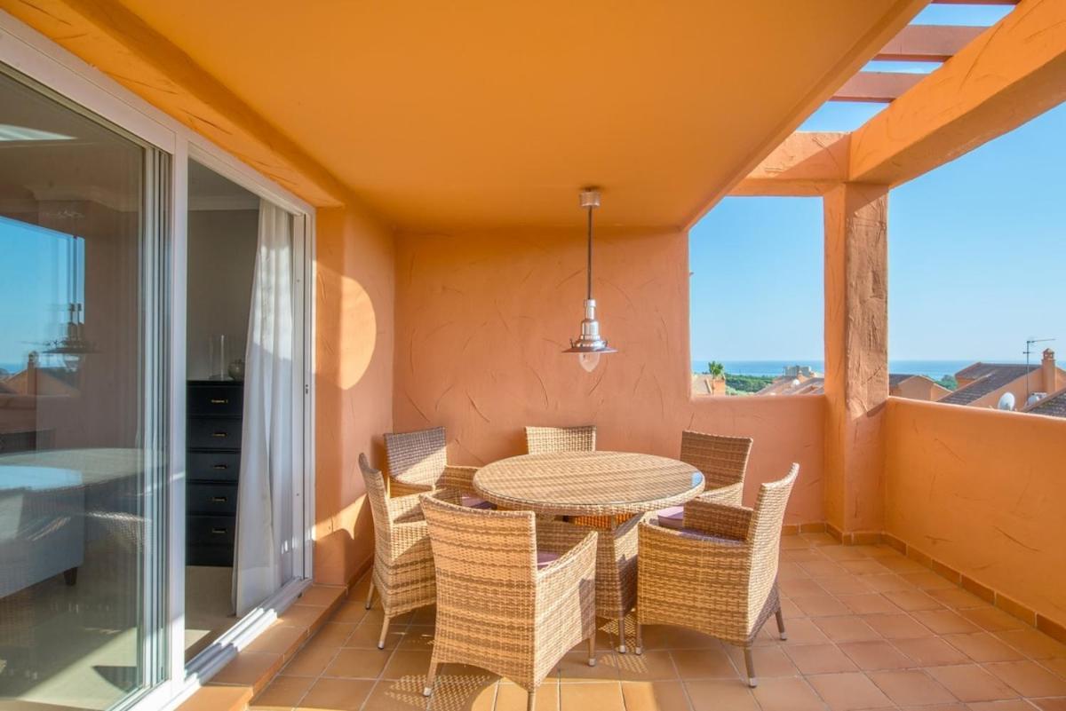 Modern 2 Bedroom With Sea View In Elviria Apartamento Marbella