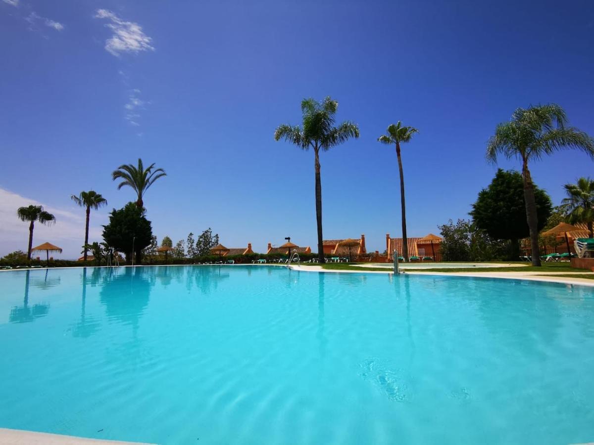 Modern 2 Bedroom With Sea View In Elviria Marbella