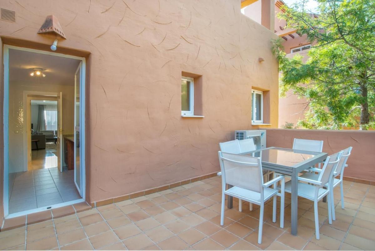 Apartamento Modern 2 Bedroom With Sea View In Elviria